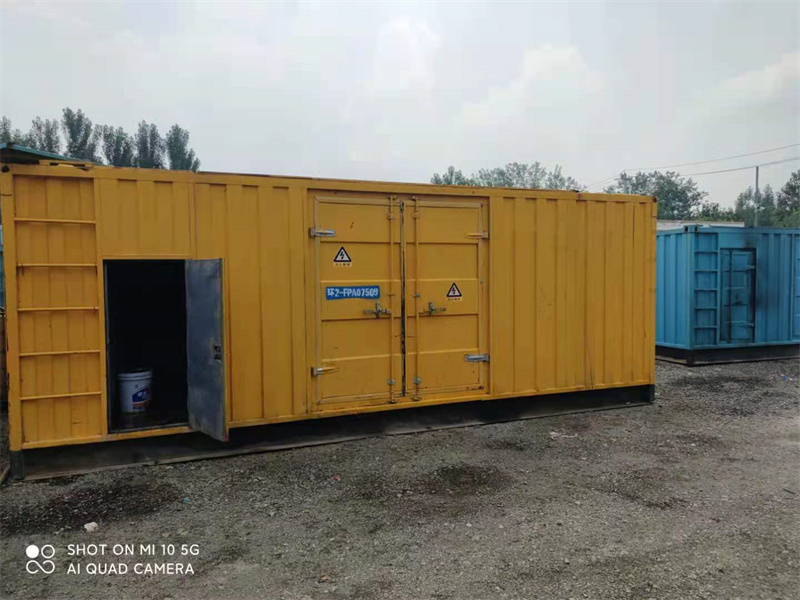 长征镇200KW柴油发电机组需要配备什么型号的电缆线？