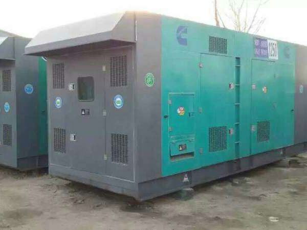 长征镇合同中关于工期延误的责任如何界定和处理？